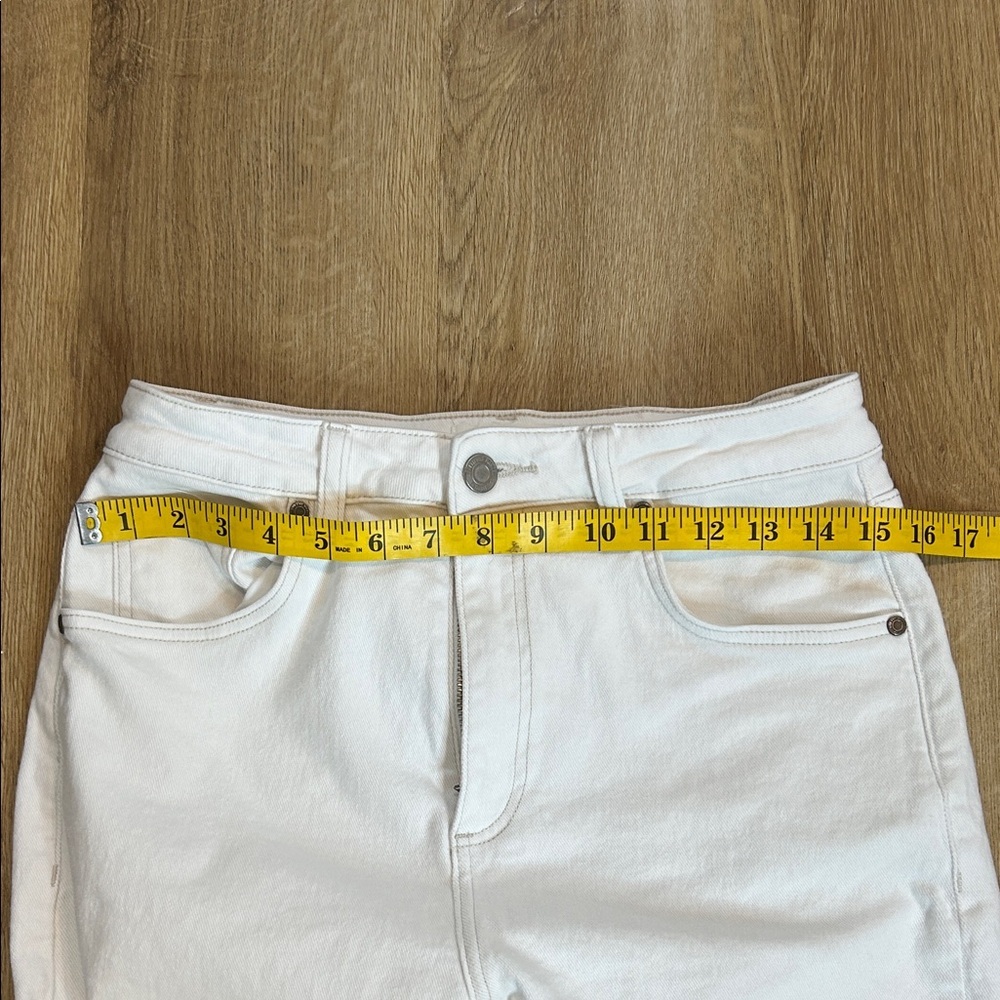Etienne Marcel Elegant White Cropped Wide Cuff Jeans for Women size 29 - Picture 8 of 9